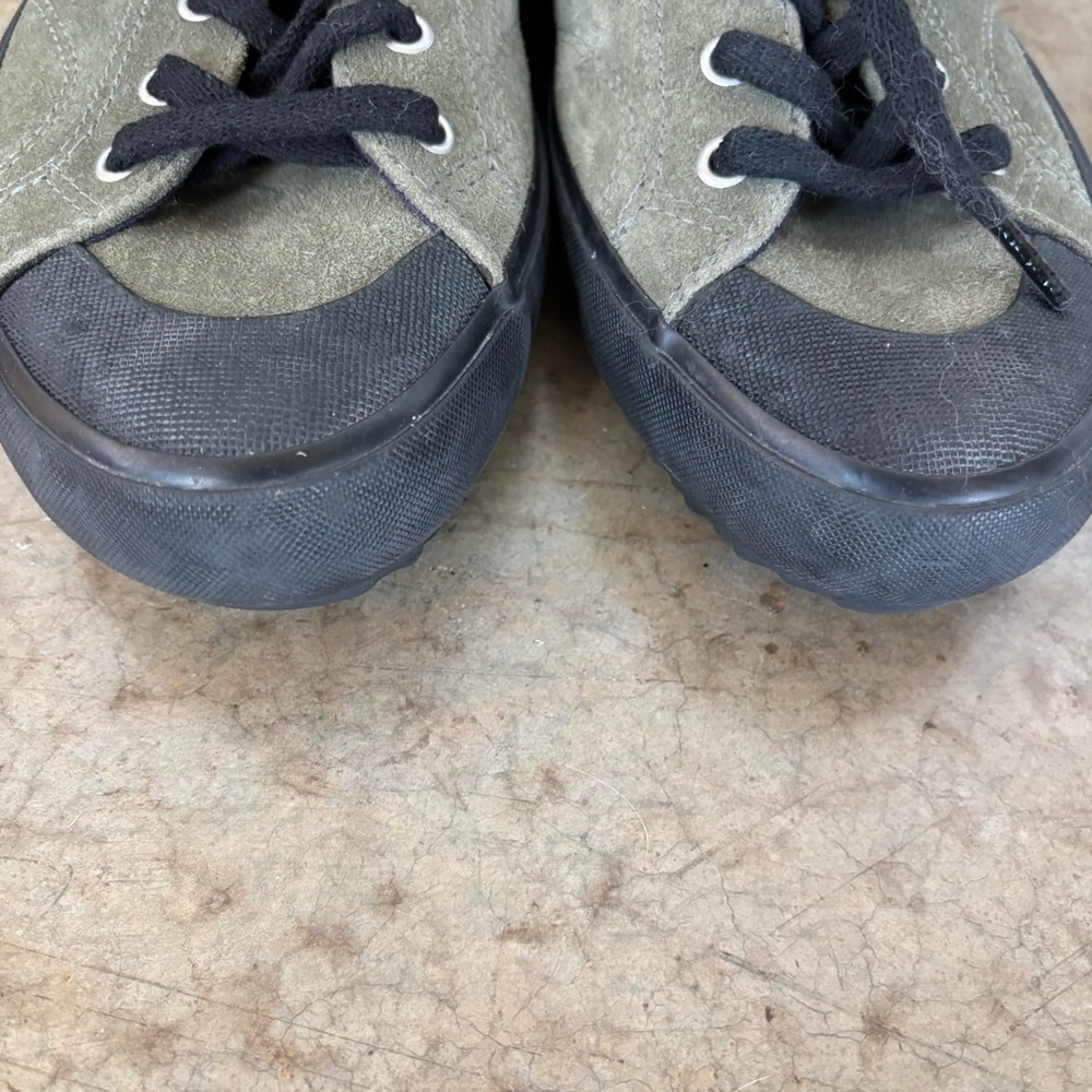 Veja Nova Suede Sneakers in Olive & Black Size 41/10 - Picture 2 of 8